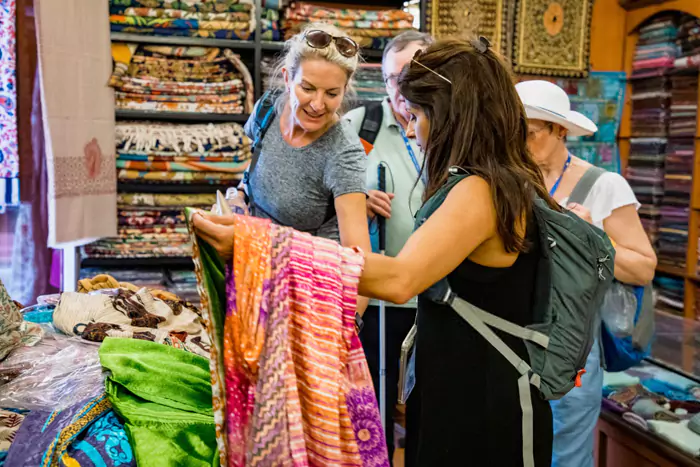 Jaipur Walking and Shopping Tour